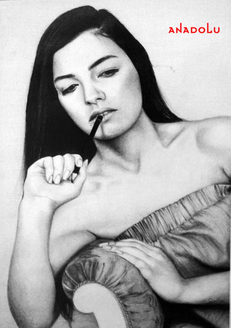 Çukurova'daki Güzel Sanatlar Fakülteleri İçin Karakalem Çizimler