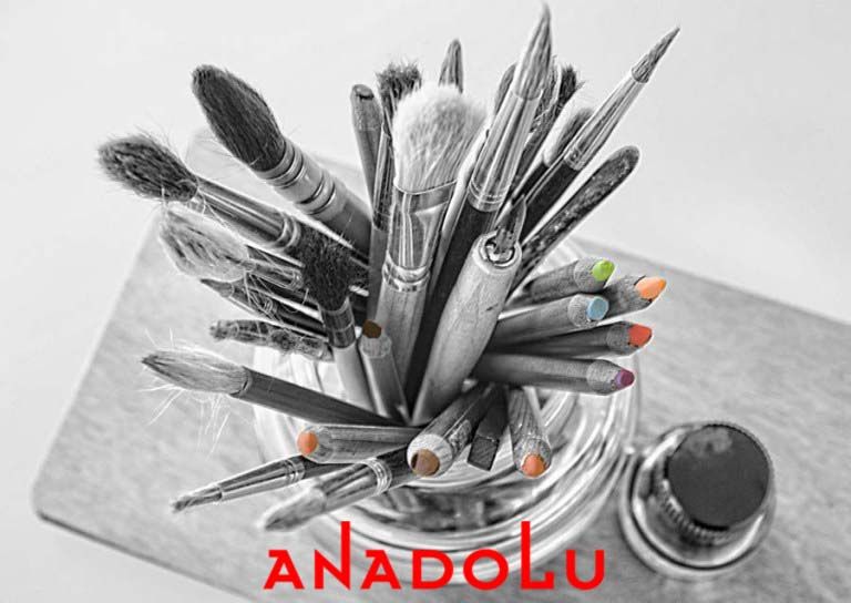Bardak İçinde Yağlı Boya Malzemeleri Çukurova