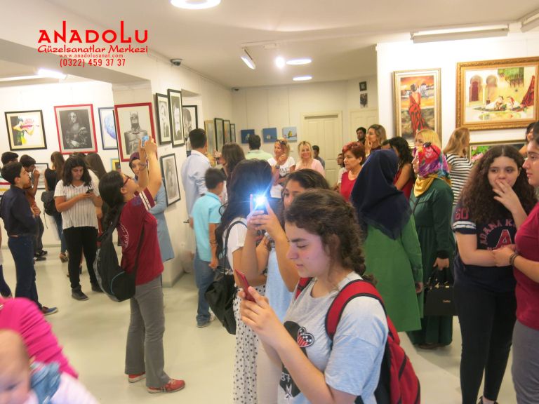 GSF Hazırlık Kurslarında Sergiler Çukurova
