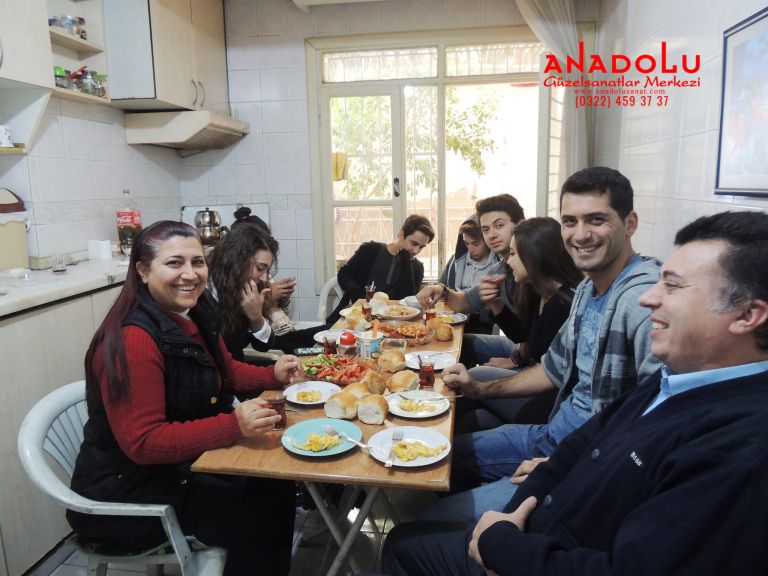 Anadolu Güzel Sanatlarda Karakalem Çizim Atölyesi Çukurova