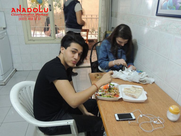 Güzel Sanatlara Hazırlık Dersleri Çukurova'da