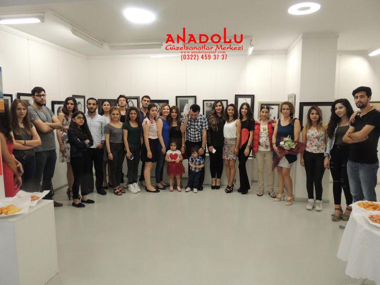 Çukurovada Anadolu Güzel Sanatlarda Güzel Sanatları Kazananların Sergileri